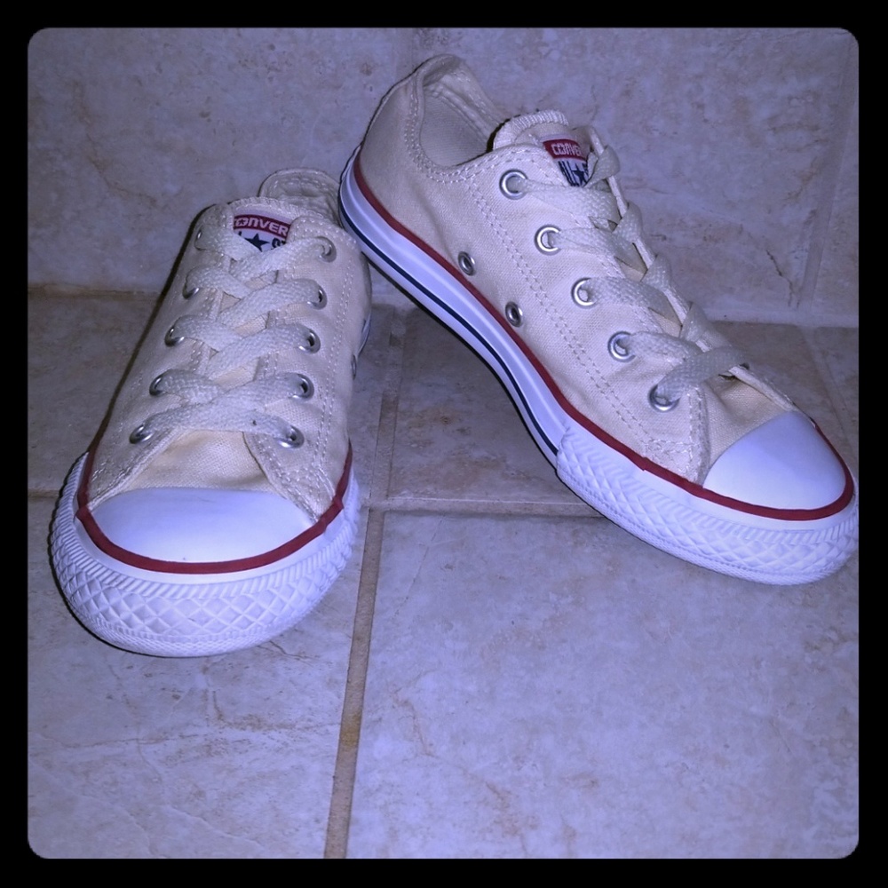 Kids Converse size 1